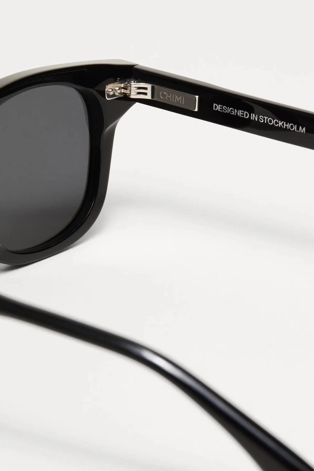 02 Sunglasses, Black - Image 5