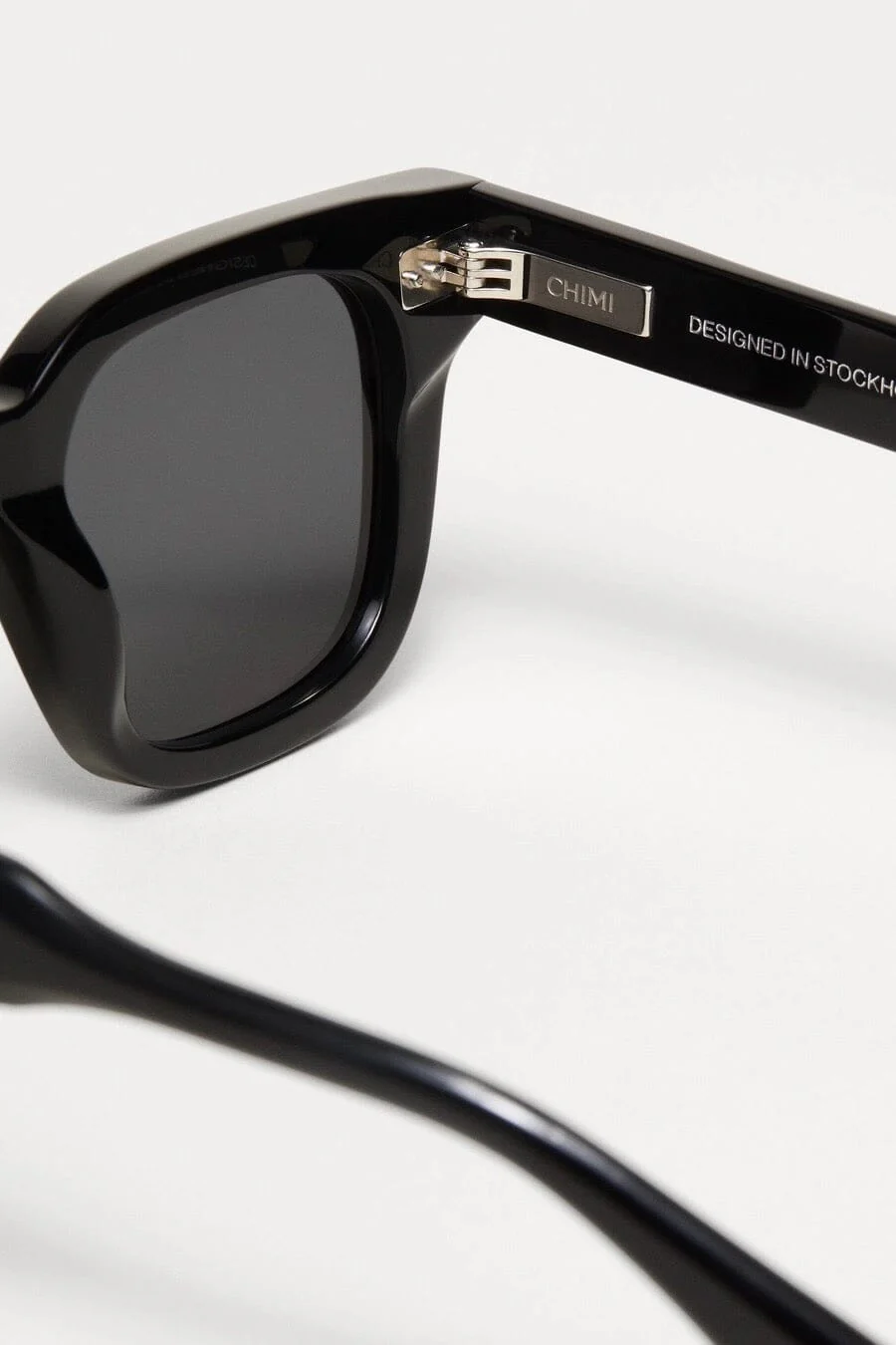 04 Sunglasses, Black - Image 3